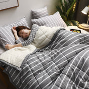 Thick Warm Fleece Blanket – Luxury Soft Solid Colour Throw