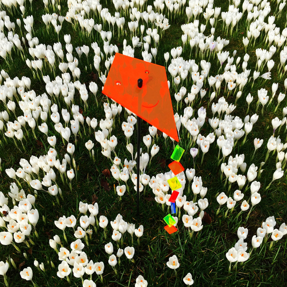Single SunCatcher Garden Décor Ornament 'Kite with Tail'