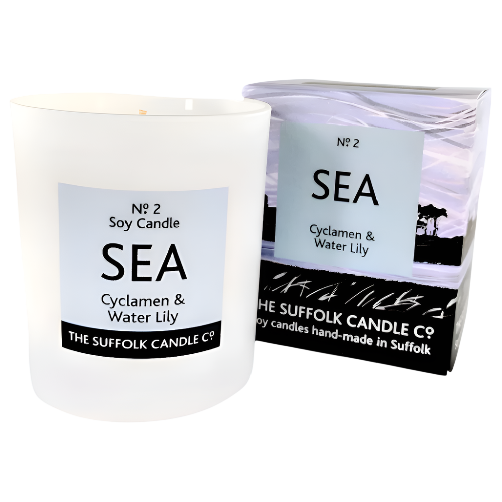 SEA - Cyclamen and Waterlily - handmade soy candle - 200g - white glass