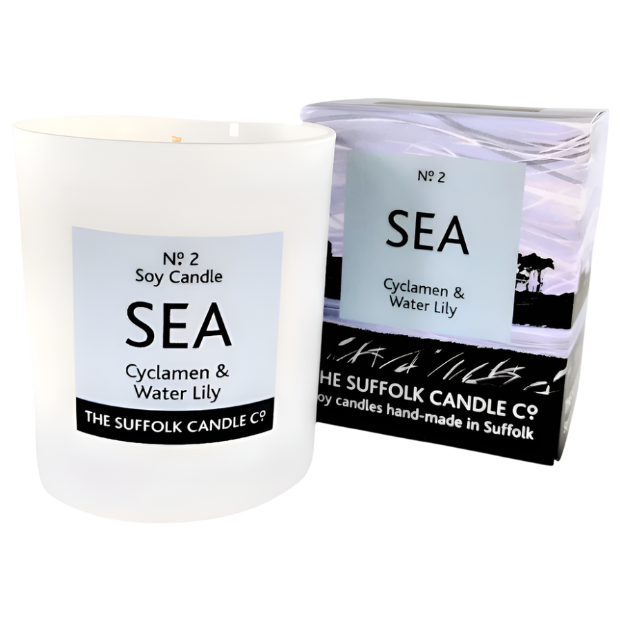 SEA - Cyclamen and Waterlily - handmade soy candle - 200g - white glass