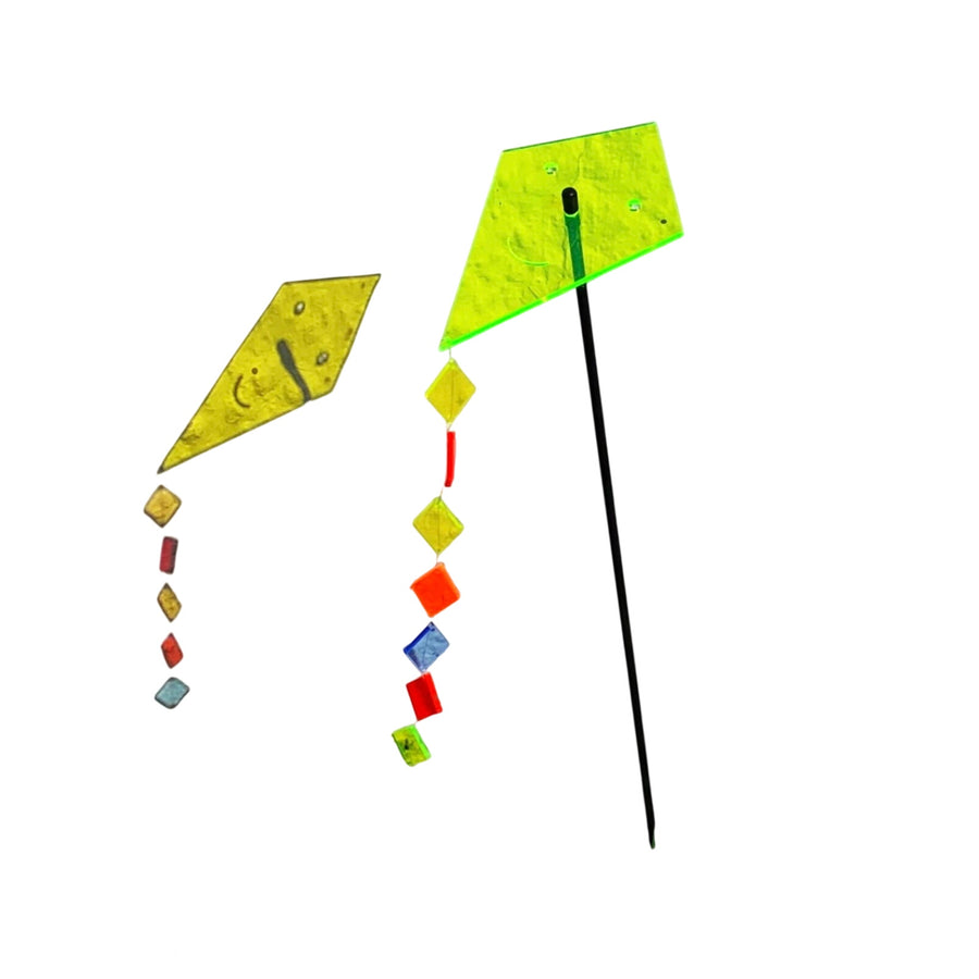 Single SunCatcher Garden Décor Ornament 'Kite with Tail'